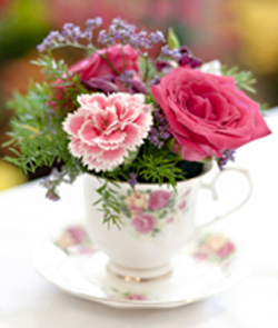 cheap wedding flower centerpiece in a teacup