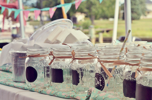 mason jar wedding drinks