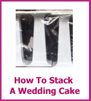 how to stack a wedding cake