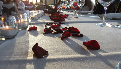 top table petal decoration