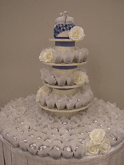 white and blue cupcakes