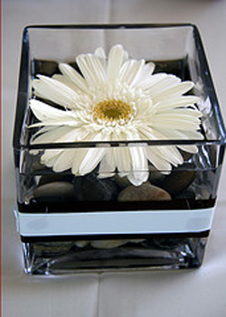 gerbera daisy centerpiece